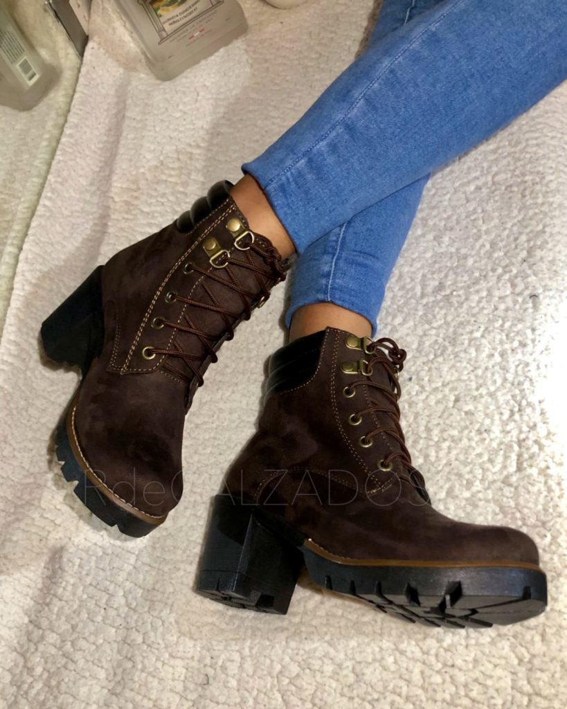 D Ella Shoes Peru